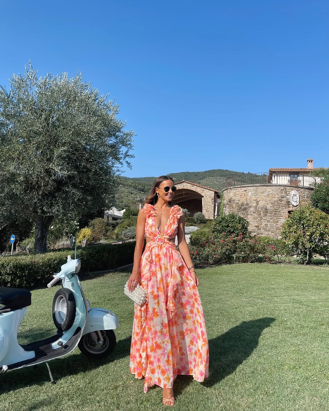 Maeve | Dress Maxi Floral with Flowers 3D & Cut-Out