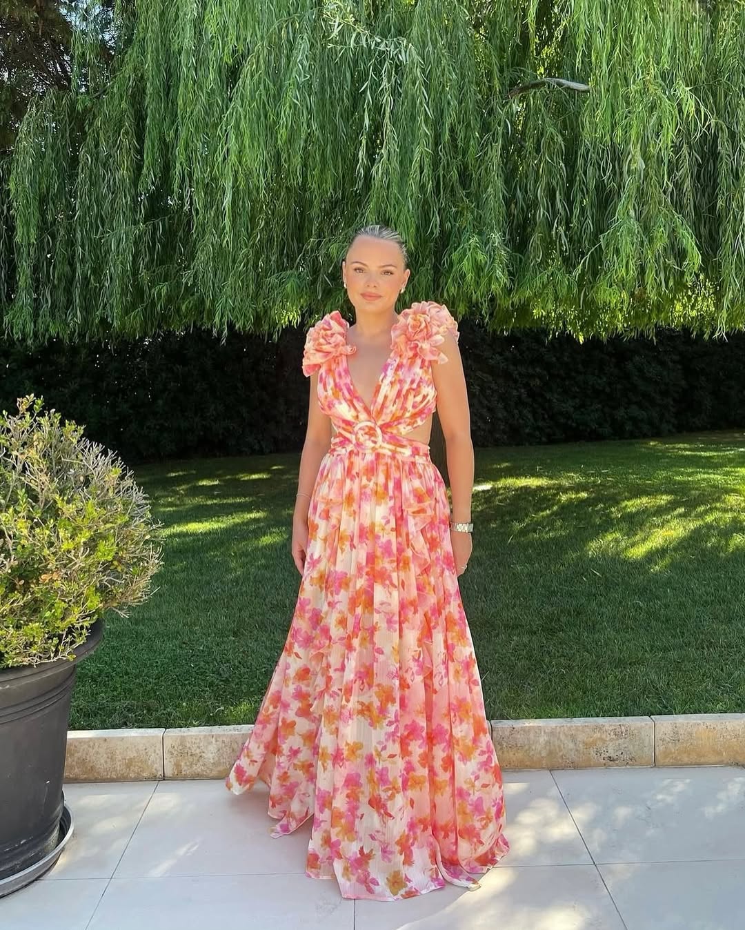 Maeve | Dress Maxi Floral with Flowers 3D & Cut-Out