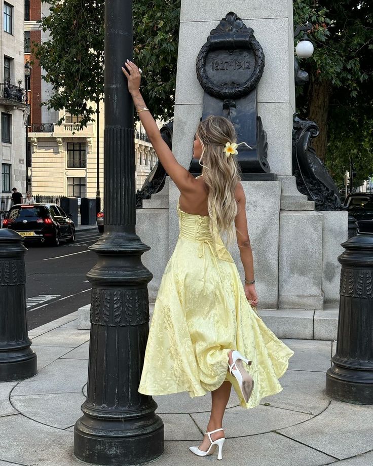 Pinklie | Dress Midi Floral with Collo Halter & Corsetto