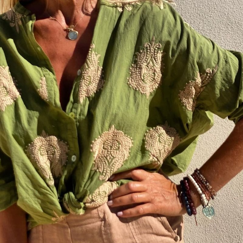 Mira | Chic Button-down Blouse