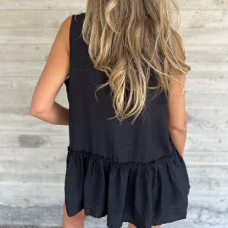Aquira | Ruffle Buttoned Top