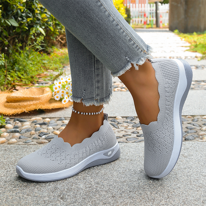 Livia | Lightweight Breathable Orthopedic Shoes - Helen & Olivia Manhattan