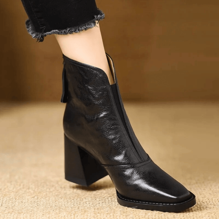 Norina | Leather Ankle Boots with Mid Heel - Helen & Olivia Manhattan
