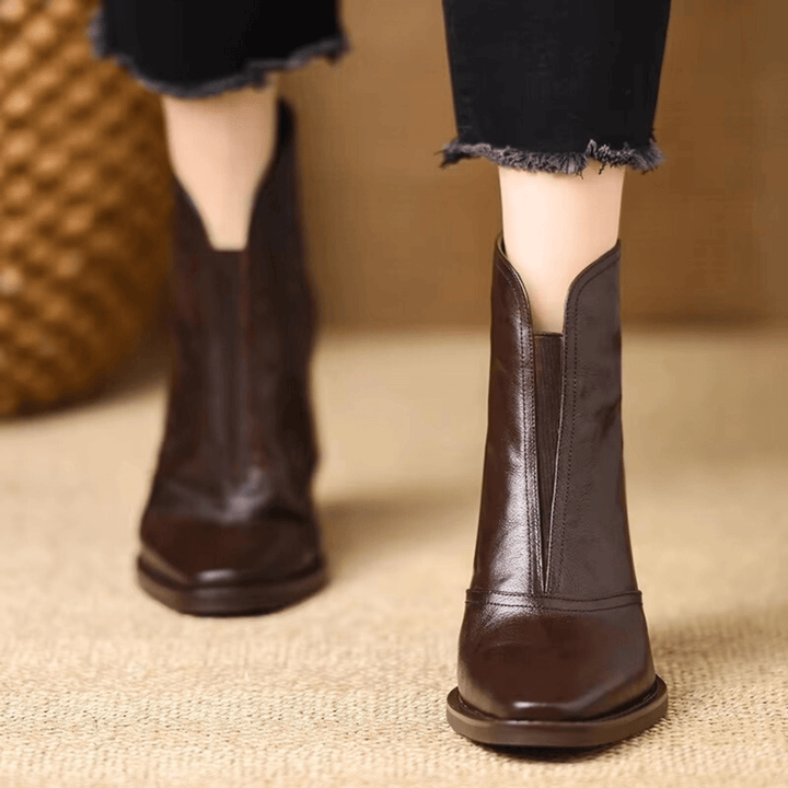 Norina | Leather Ankle Boots with Mid Heel - Helen & Olivia Manhattan